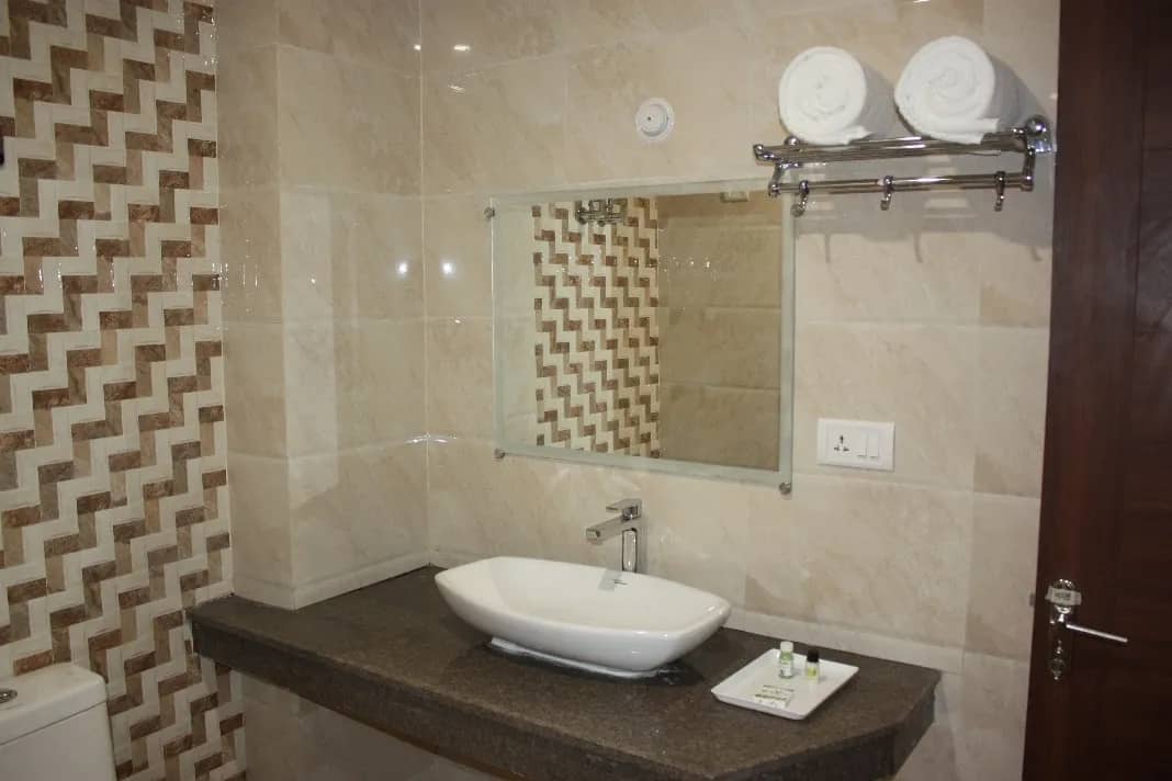Hotel Aeradyo Inn Room