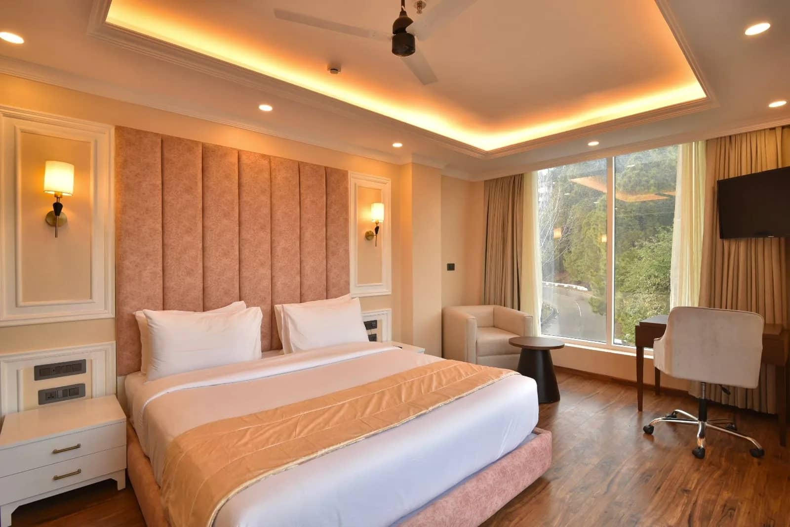 Deluxe Room - Holidays Selections