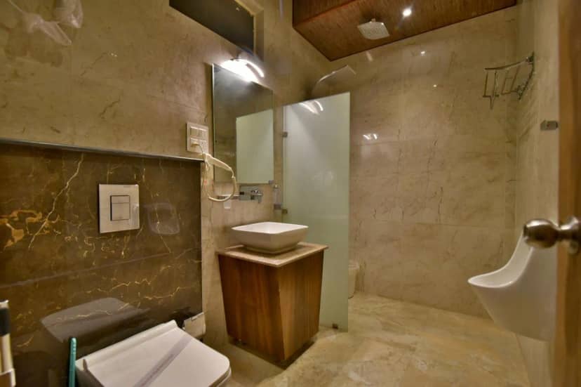 DLS Dalhousie valley resort Washroom