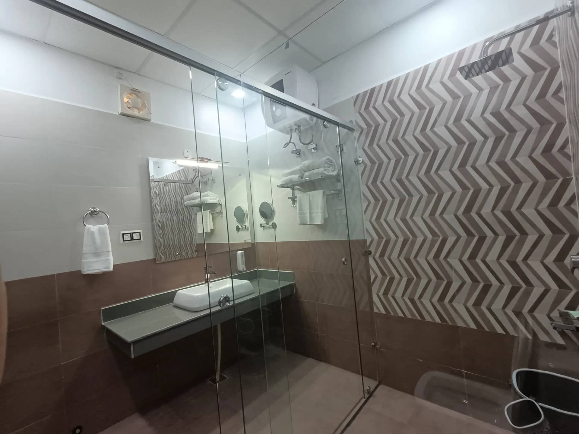 DLS Nature Trinket Resort Room
