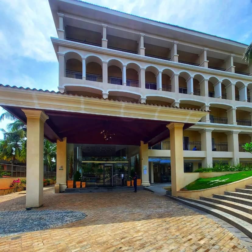 Holiday Inn Goa, Candolim Entrance