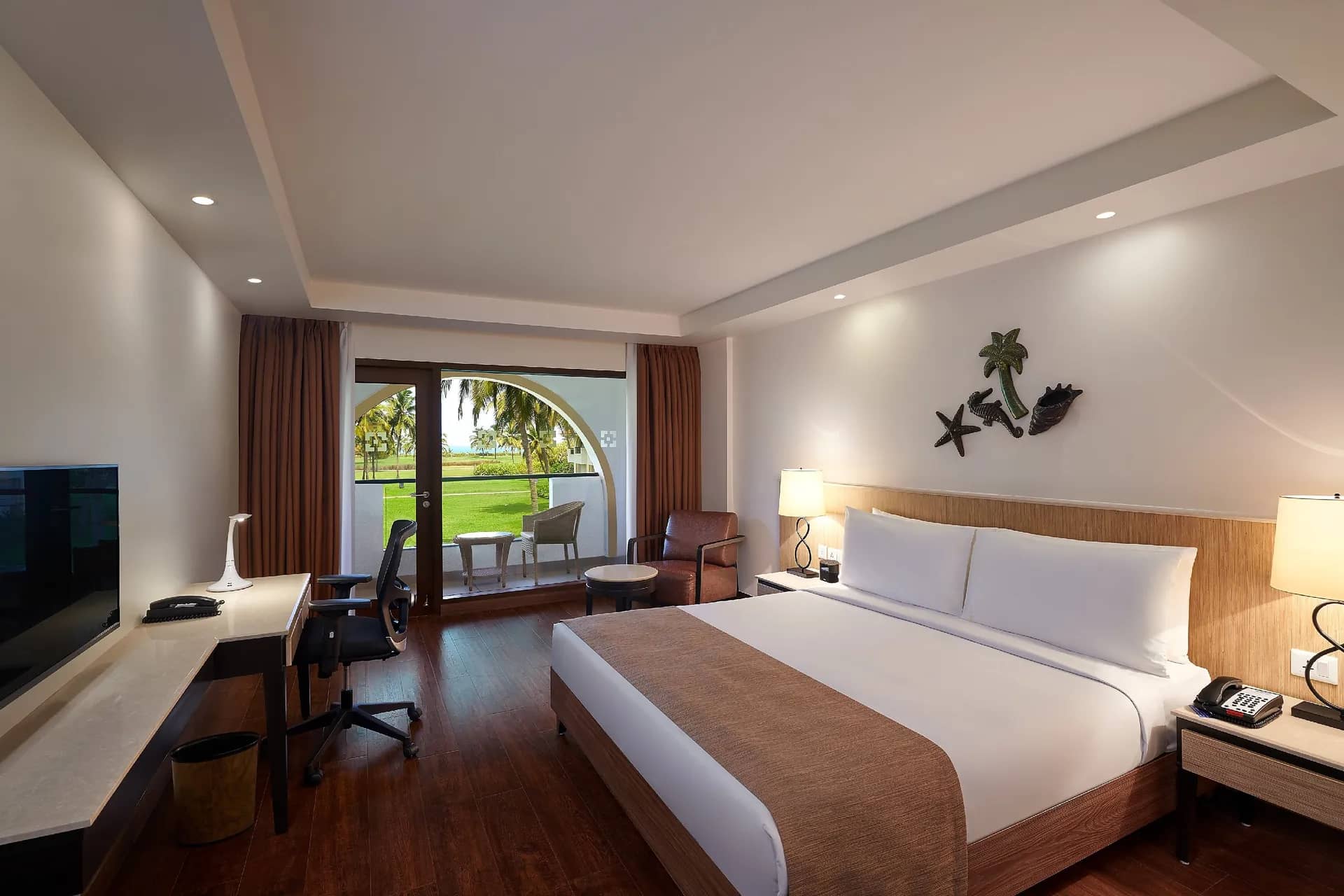 King Bed Standard
