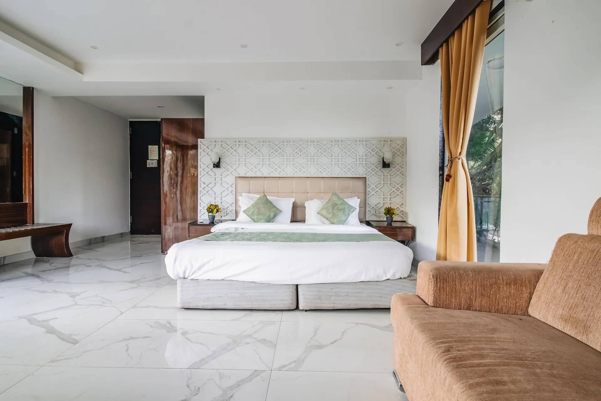 Suite Room Hill View