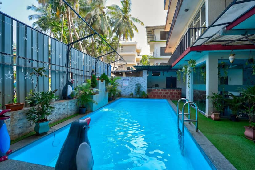 Tranquil Inn Swimming Pool