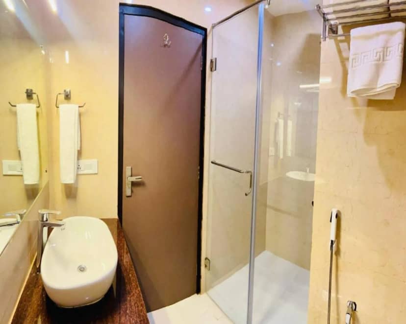 Sterling Mantra Haridwar Washroom