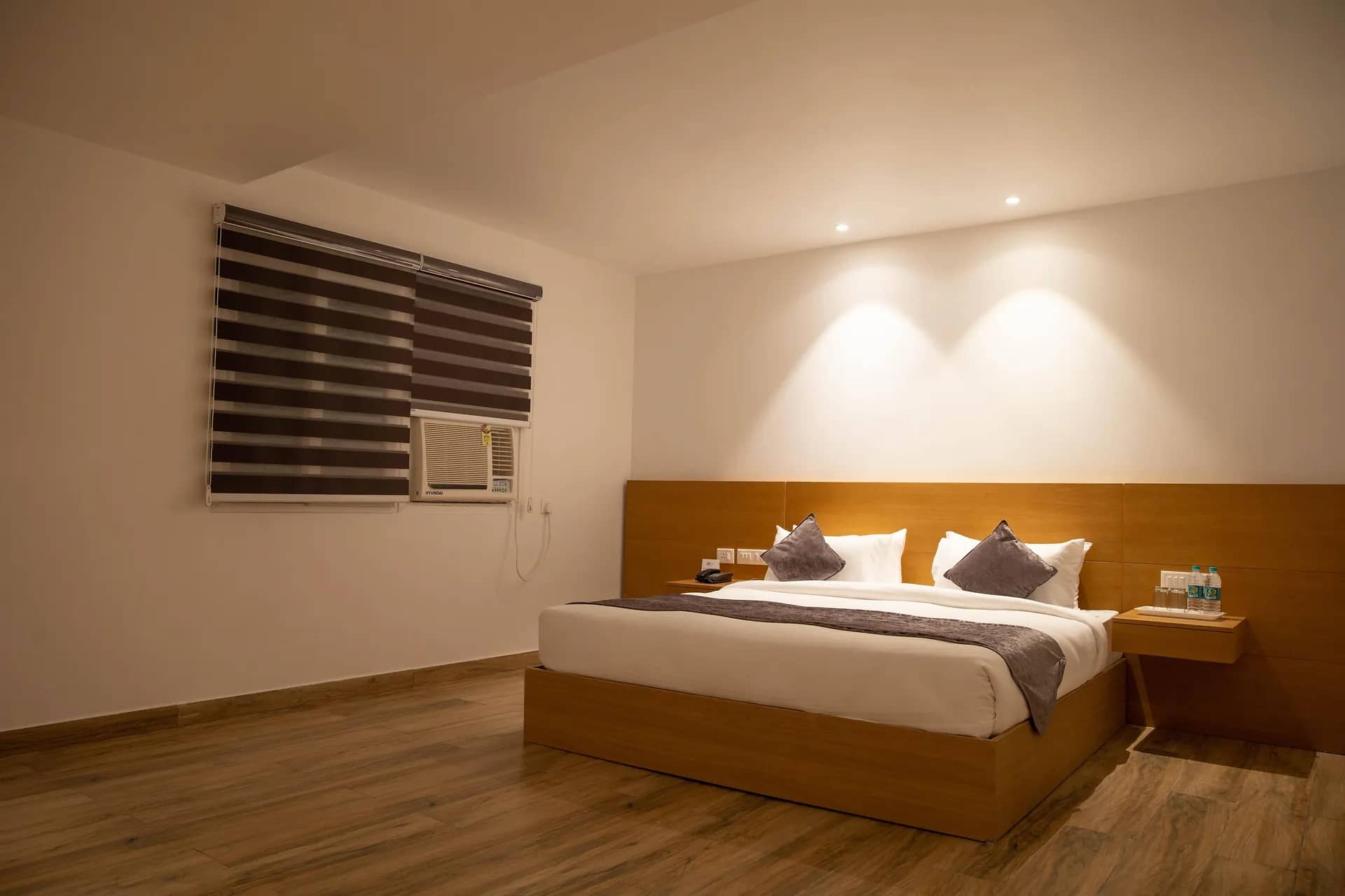 Executive Lite Room