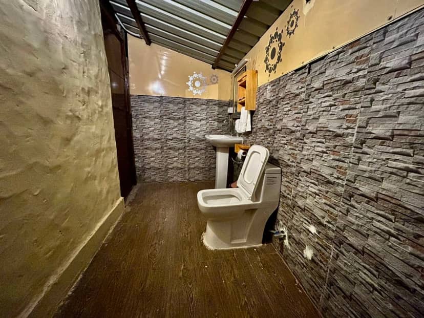 Kana Mud Resort Washroom