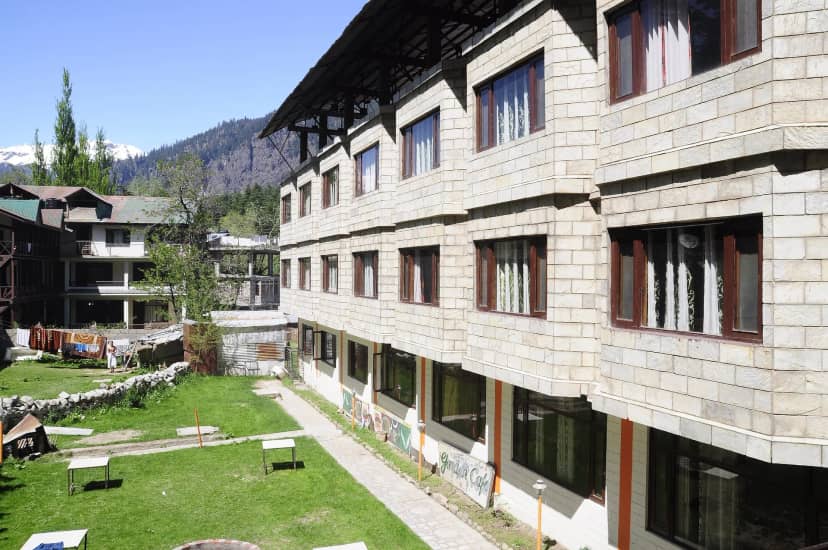 DLS Kapoor Resort Facade