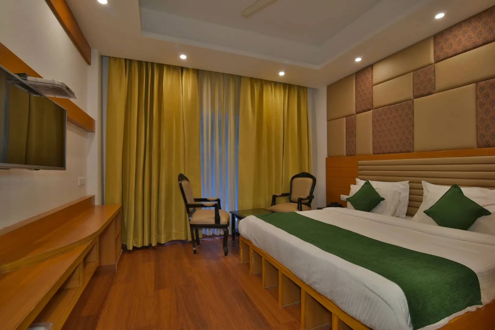 Deluxe Room (Non View)