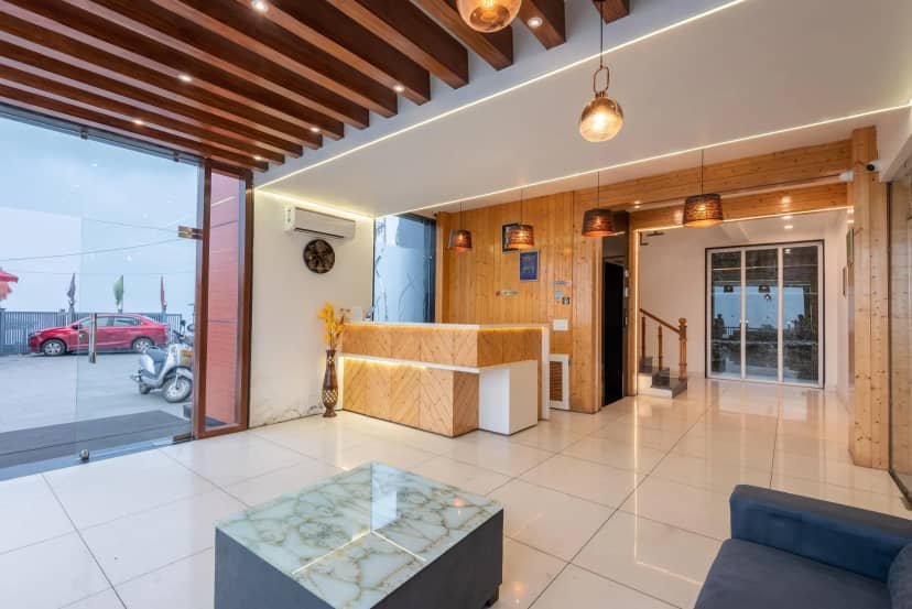 MV Acosta by Lawrence Hotels Entrance
