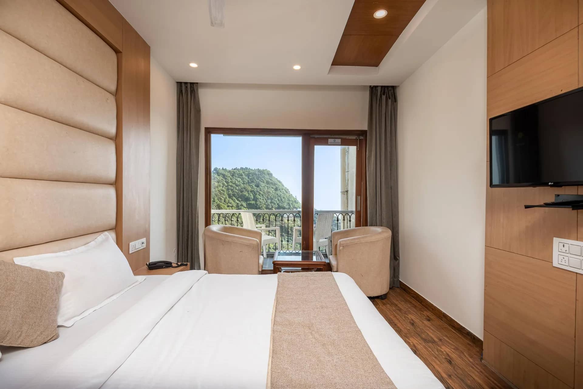 Super Deluxe with Balcony and Valley View