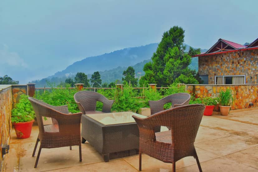 La Niwasa by Shivraj Outdoors