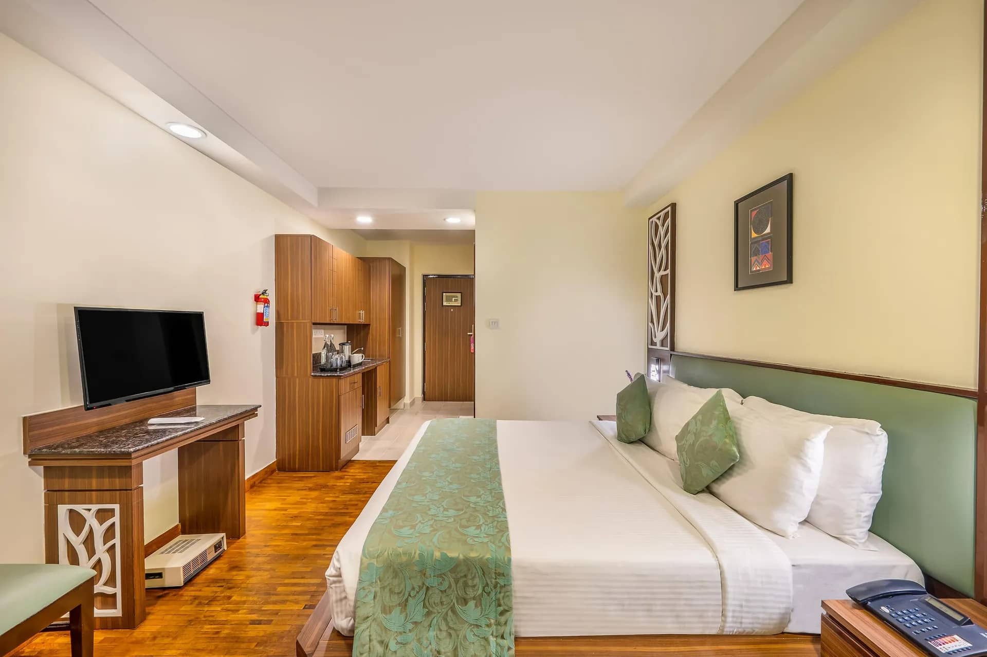 Valley View Premier Room