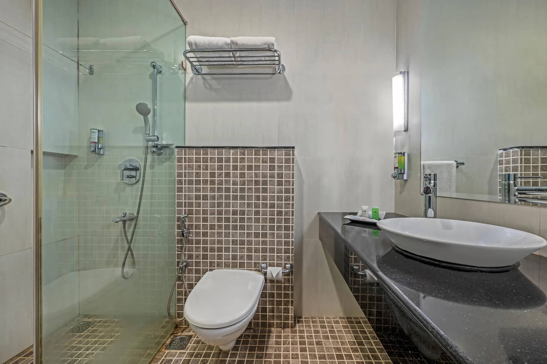 Sterling Ooty Fern Hill Room