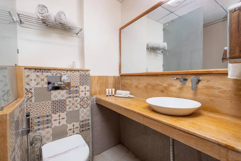 Ekawa Ganga by Lawrence Hotels Washroom