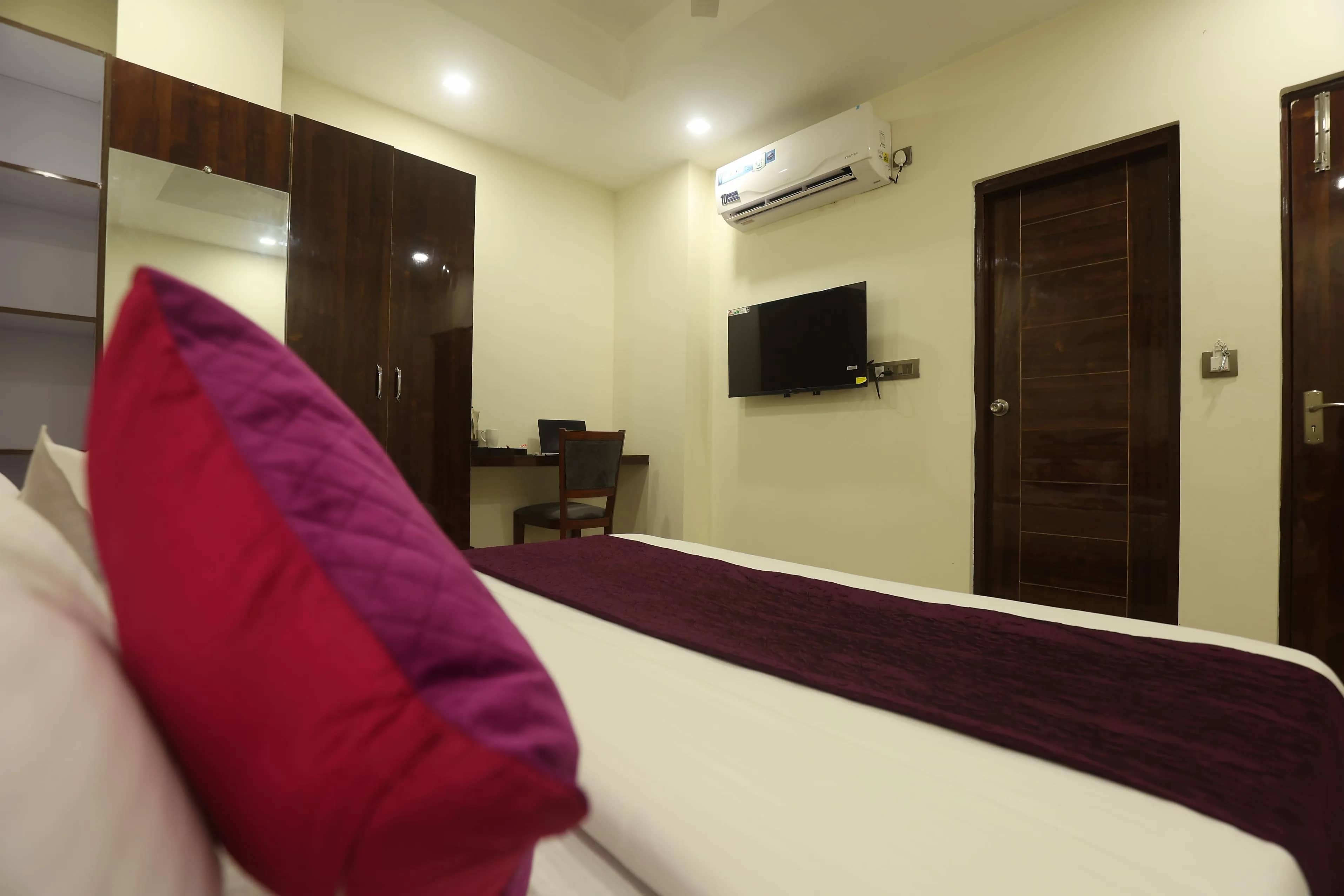 Deluxe Rooms