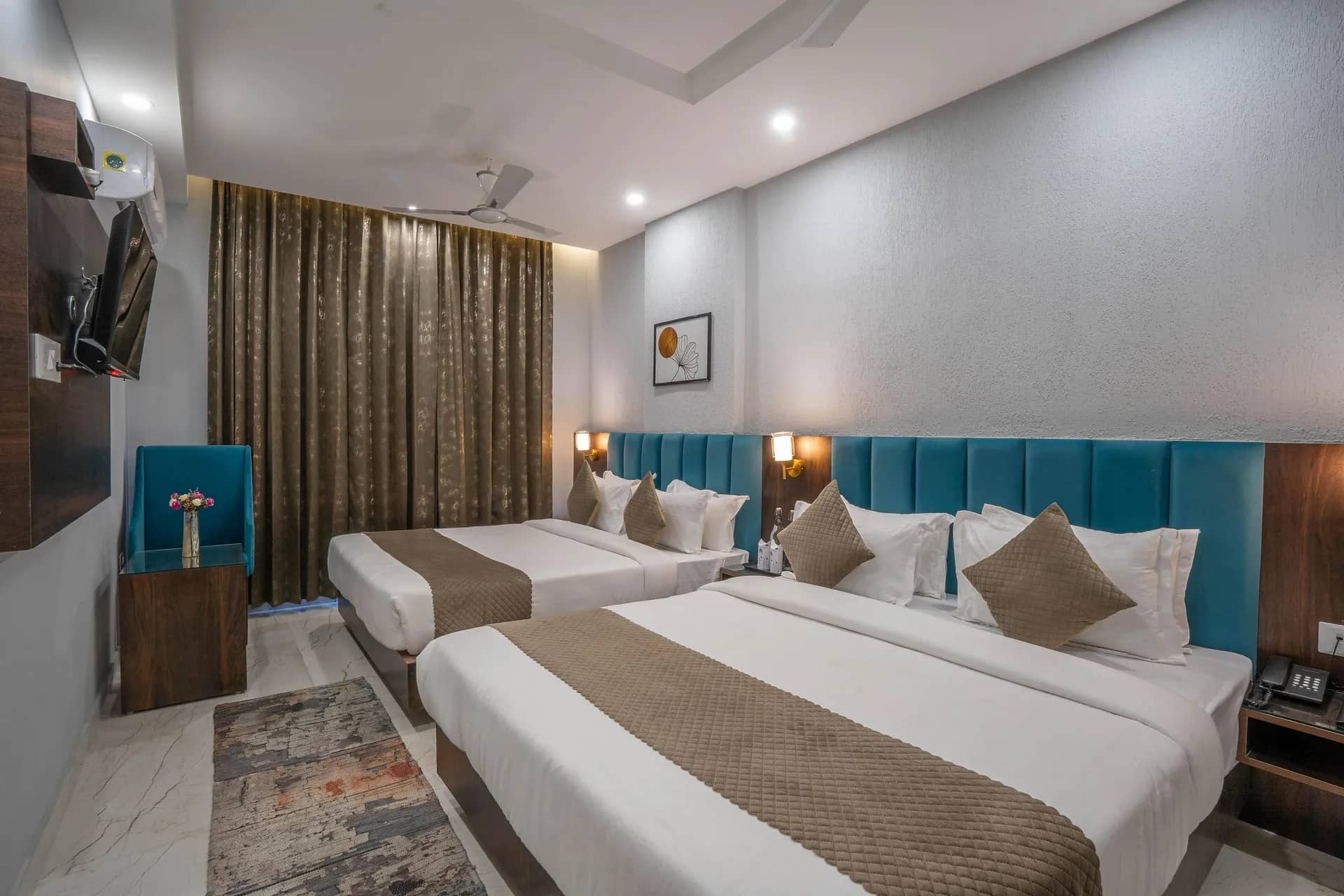 Family Suite (No View)