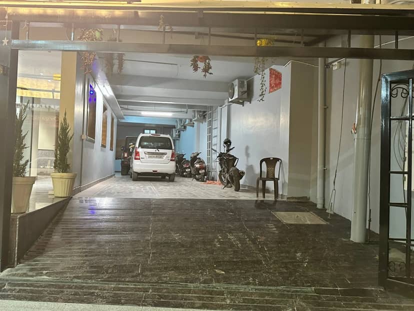 The Highlands Parking