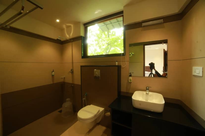 Wild Saga Washroom