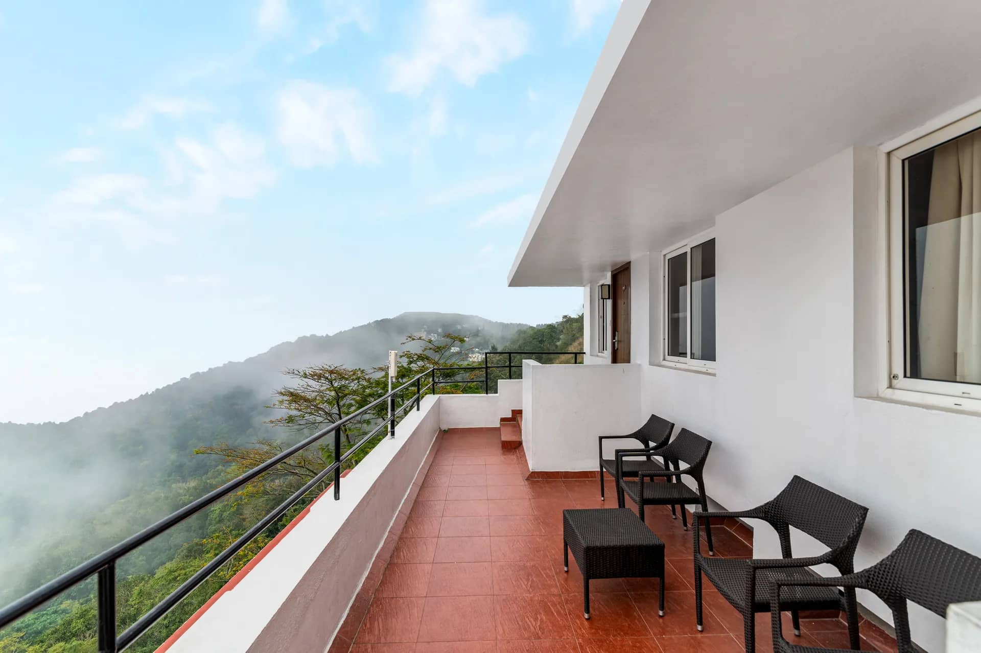 Valley View Premier Room with Sit Out