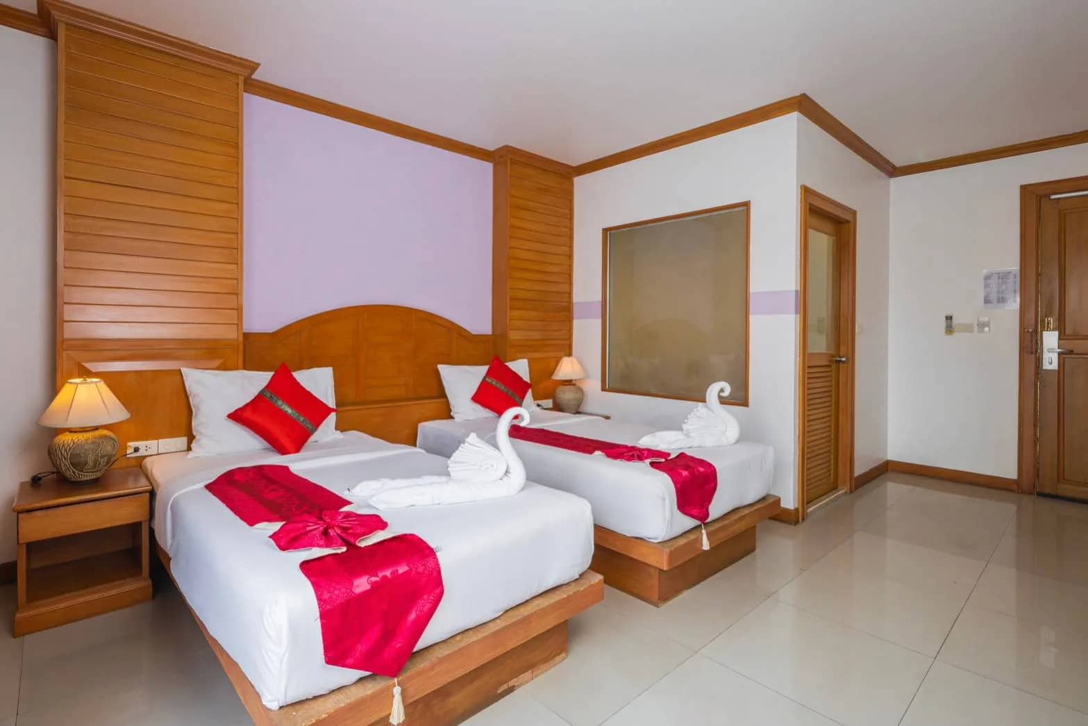 Deluxe Twin Room