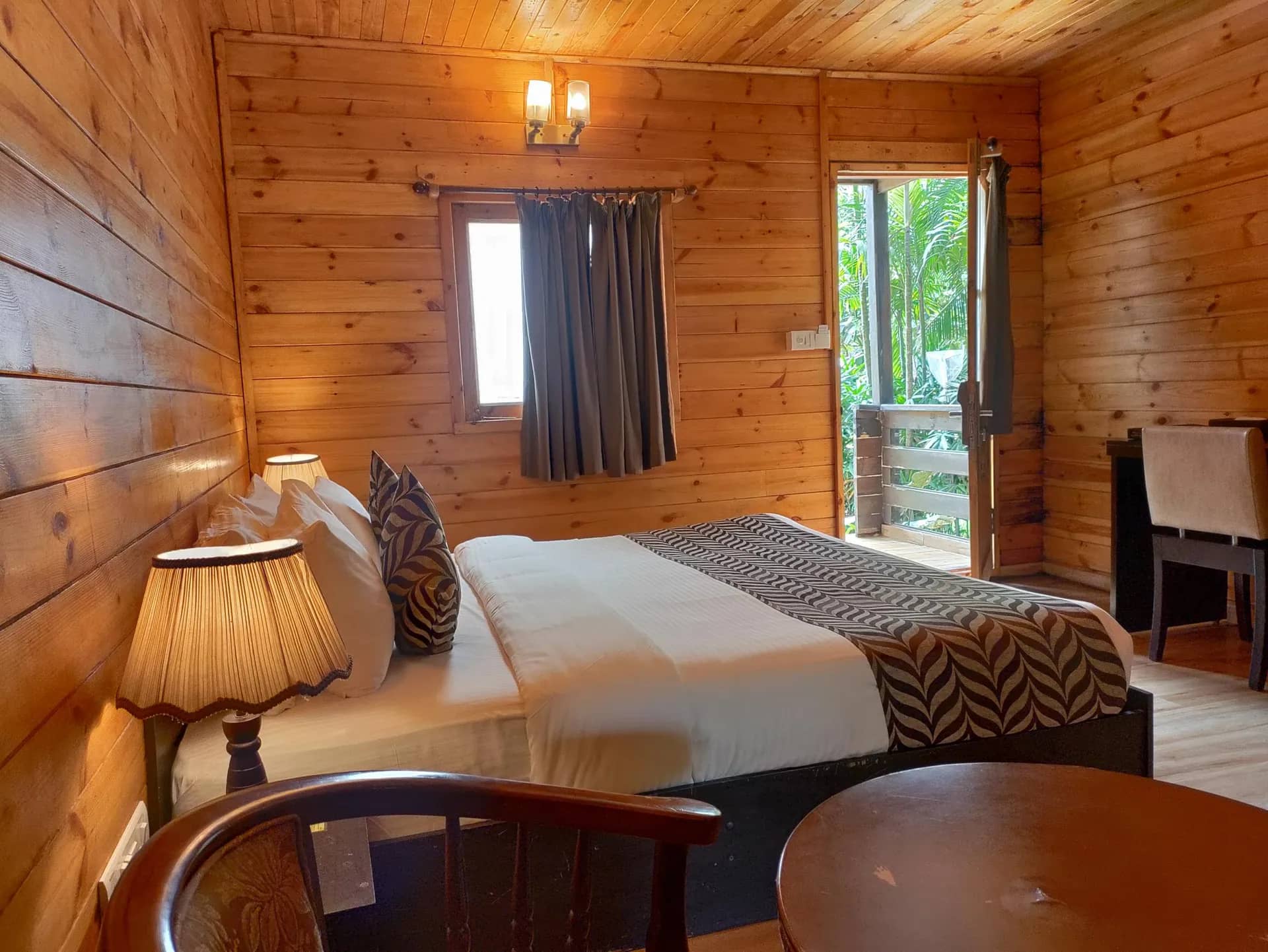 LA CALYPSO BEACH RESORT