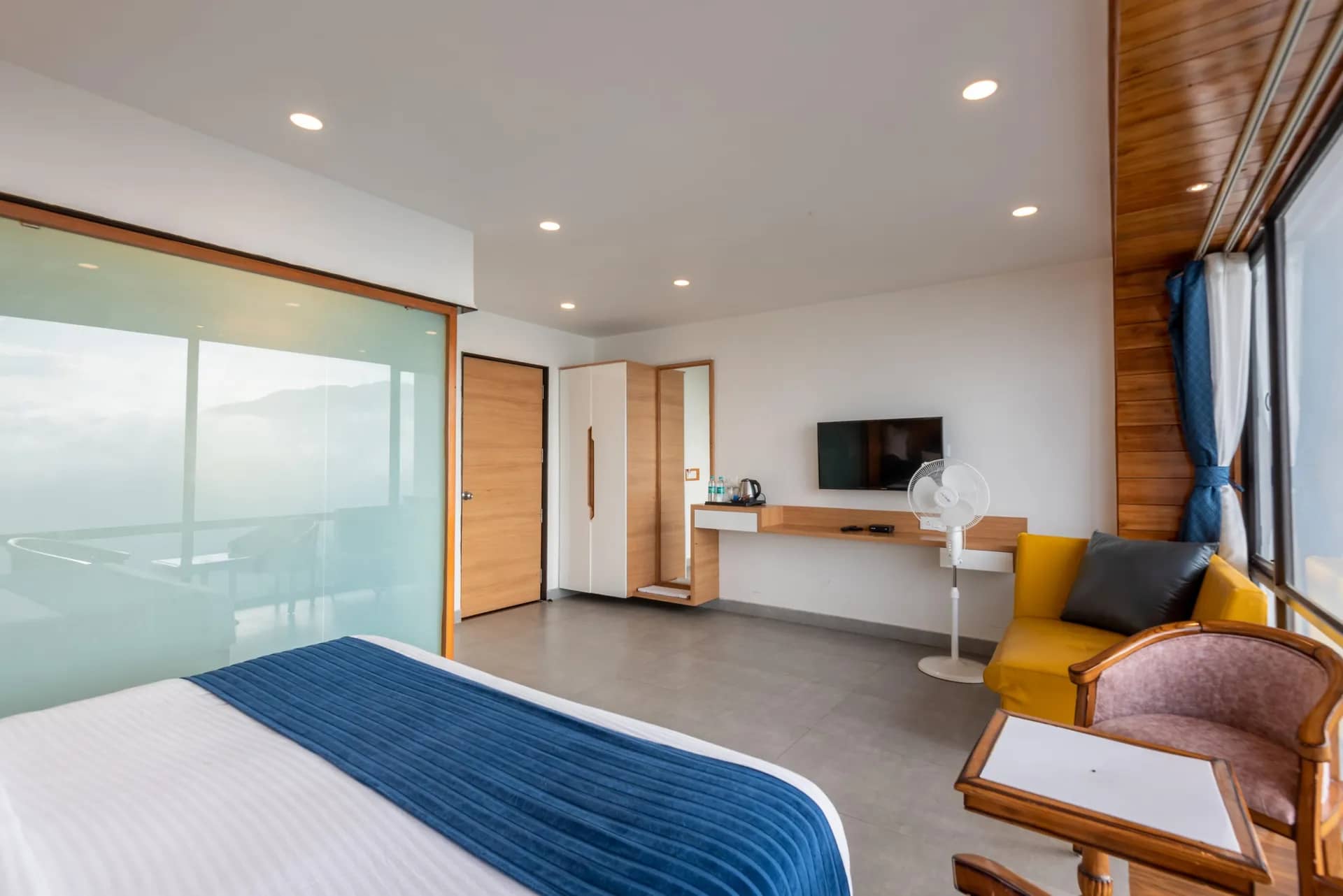 MV Acosta by Lawrence Hotels